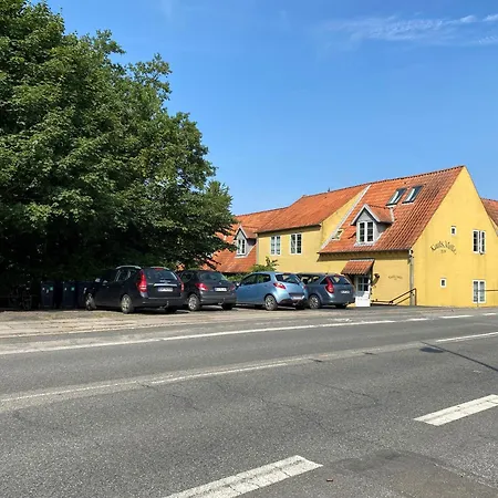 아파트 Den Gamle Vandmolle 아센스