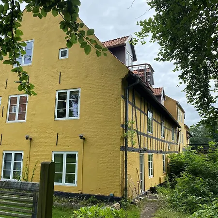 شقة Den Gamle Vandmolle
